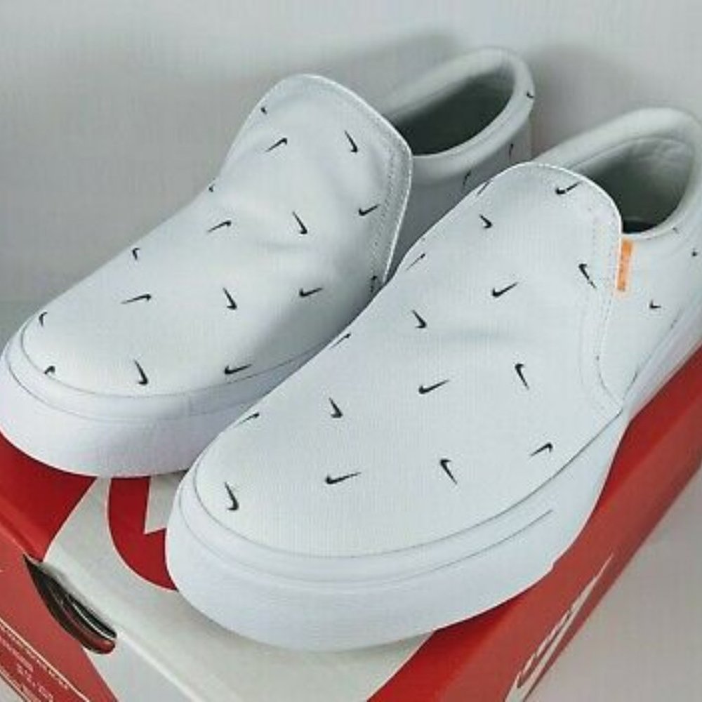 NEW Nike Court Royale AC Slip-On Casual Sneaker - Picture 6 of 13